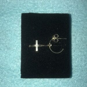 JTV 925 sterling silver cross hoop stud pierced earrings NEW